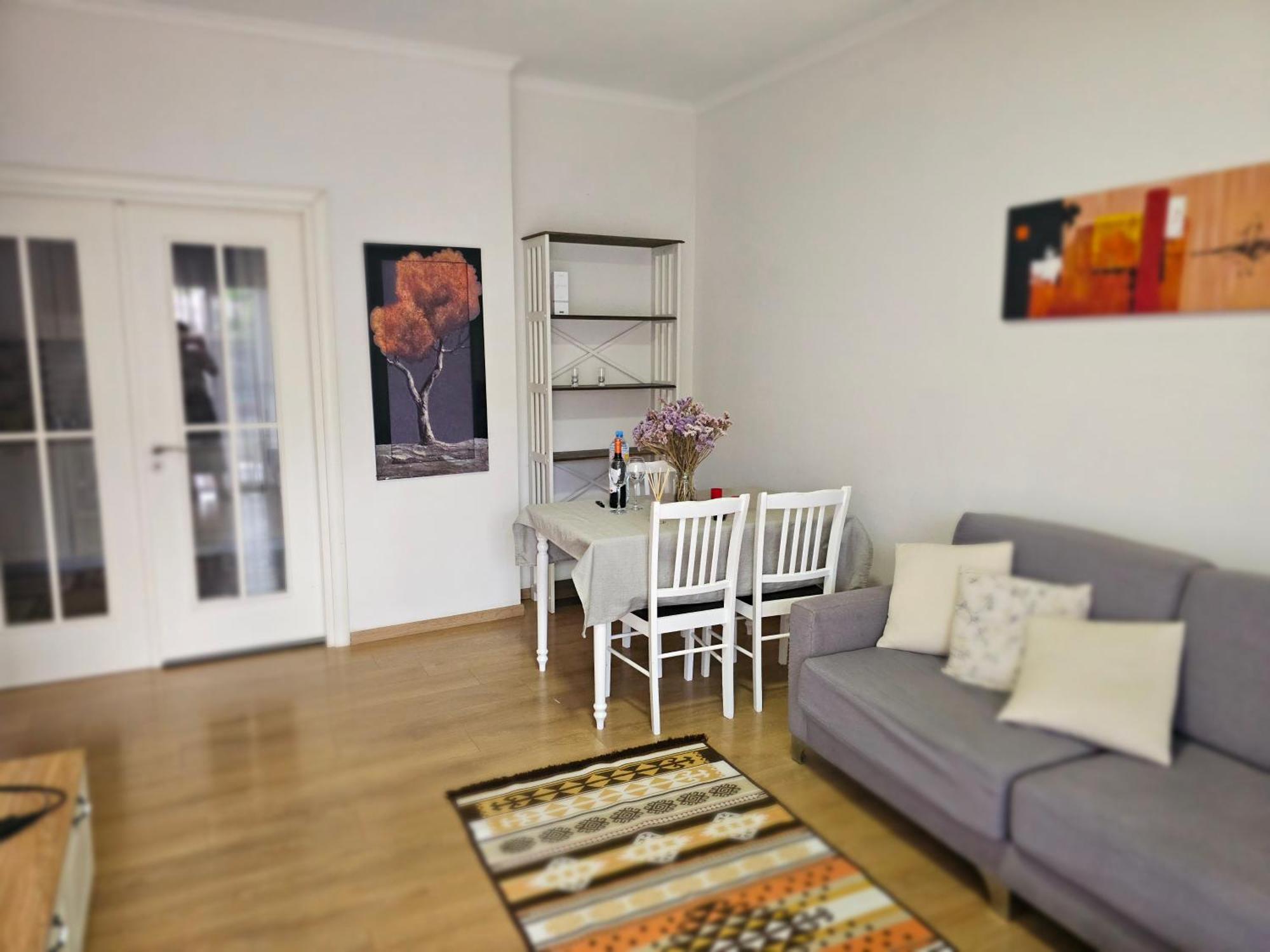 Apartment Warm *